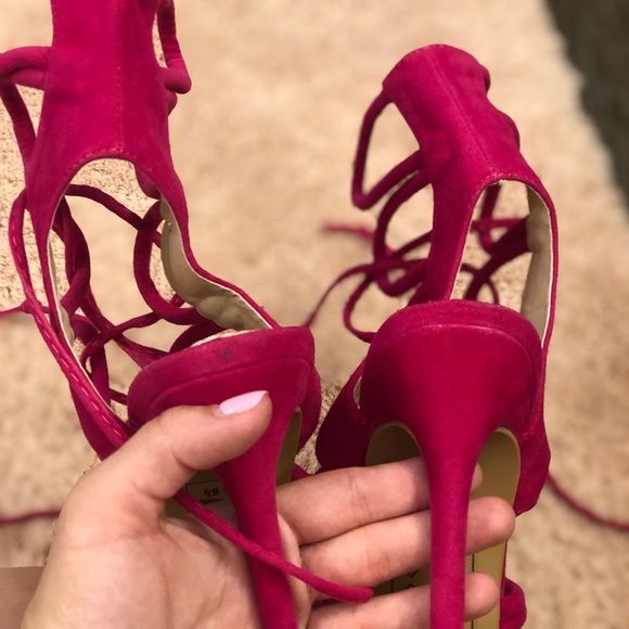 Chic Pink heels 👠 - Picture 5 of 6